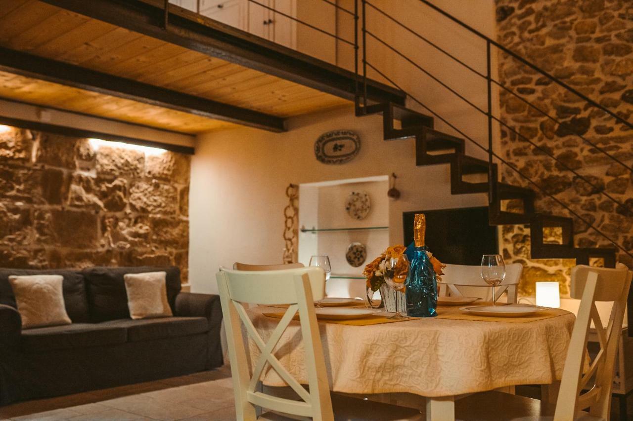 Hillary'S Loft Apartamento Alghero Exterior foto